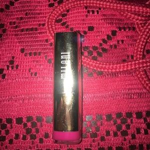 Milano lip stick